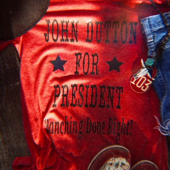 Yellowstone John Dutton For President Tee - Picture 1 of 3
